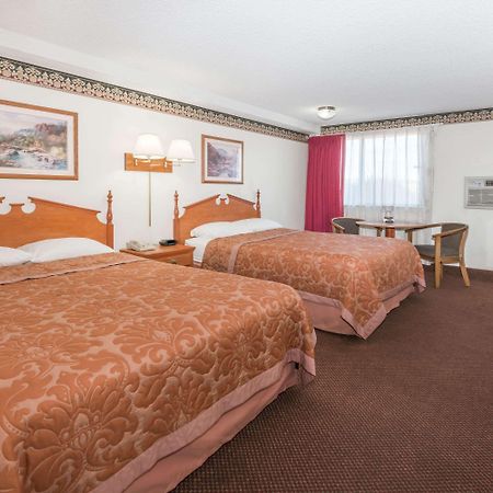 Hotel Super 8 By Wyndham Laramie Exteriér fotografie