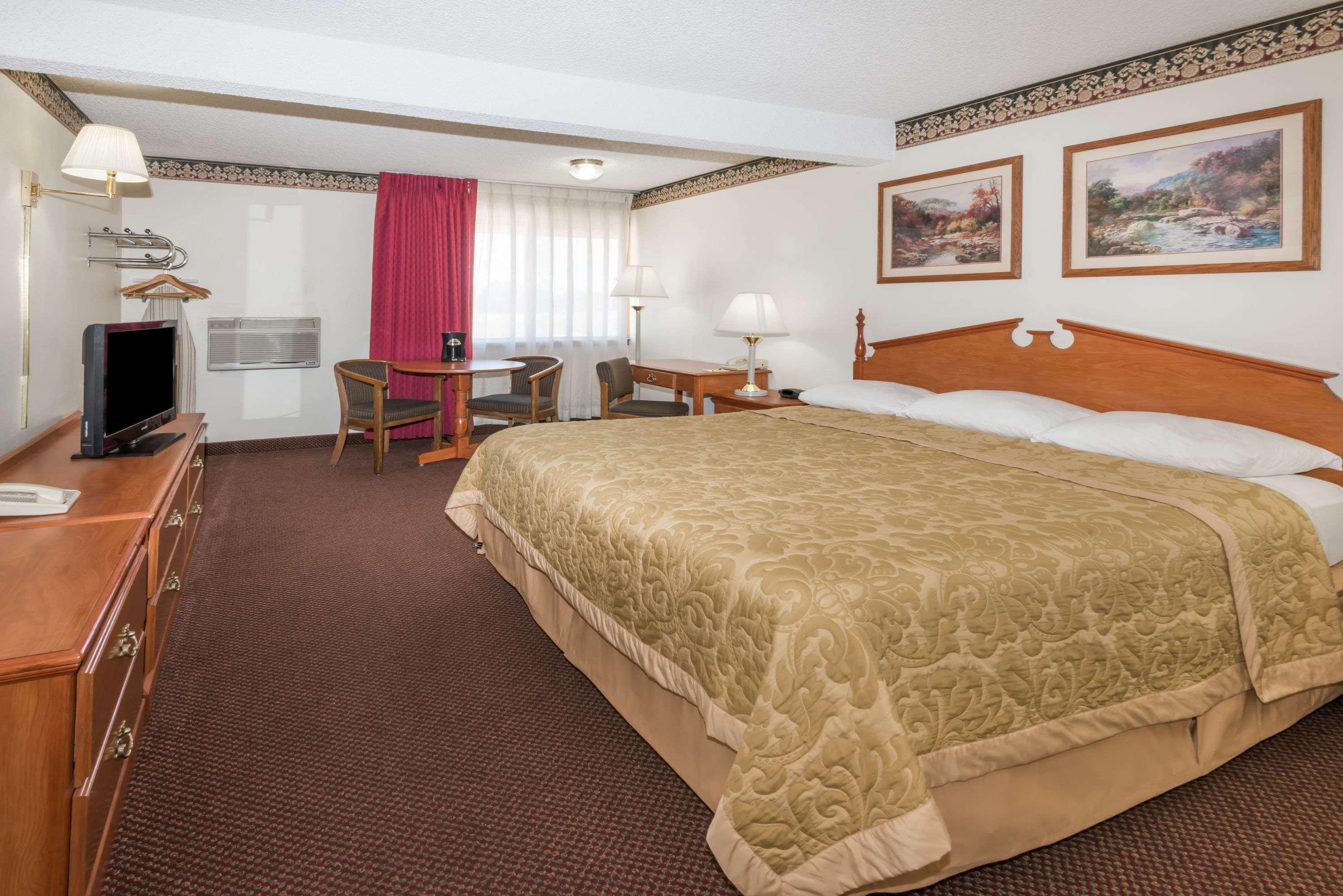Hotel Super 8 By Wyndham Laramie Exteriér fotografie